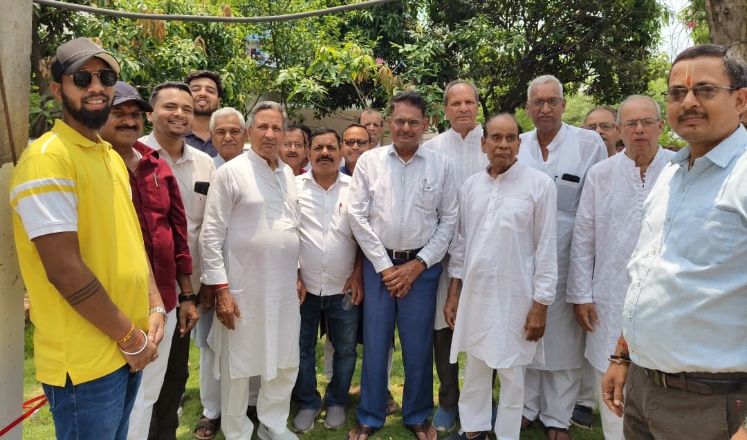 रामनगर के सुनील सिन्हा चौक पर एसके सिन्हा फाउंडेशन ने लगाया सार्वजनिक प्याऊ, राहगीरों को मिलेगा स्वच्छ और शीतल पेयजल