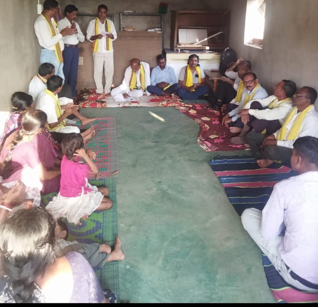 आदिवासी कुड़मी समाज की बैठक, समाजिक हित पर हुई चर्चा 