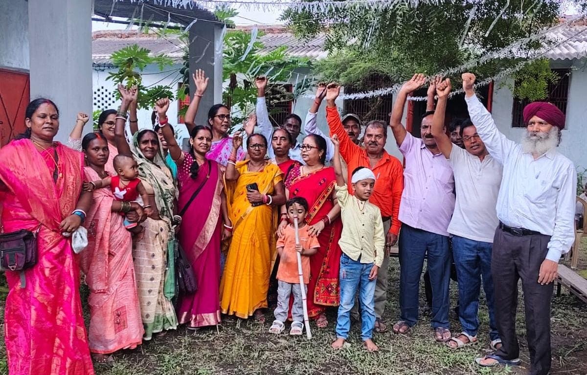 प्रभात संगीत से गूंजा भुरकुंडा जागृति, अखंड कीर्तन में झूमे आनंदमार्गी
