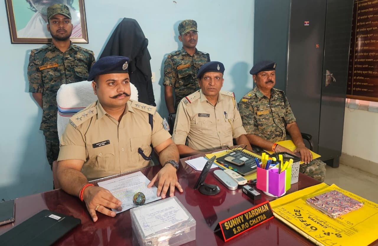 प्रेम प्रसंग बना हत्या की वजह: कोर्ट में गवाही के डर से प्रेमिका की कराई हत्या, सुपारी किलर गिरफ्तार