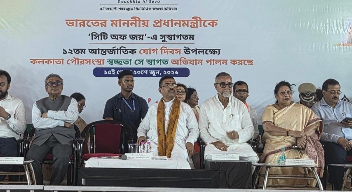 TMC में बढ़ी हलचल, ममता की भाभी काजरी बनर्जी और बागी नेता माला रॉय की सुबेंदु अधिकारी से मुलाकात पर सियासी चर्चा