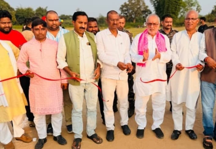 डपोक में DPL-03 क्रिकेट टूर्नामेंट का धमाकेदार फाइनल, विधायक मनोज यादव ने किया शुभारंभ, गोहाल और सेवाटांड़ के बीच खिताबी जंग