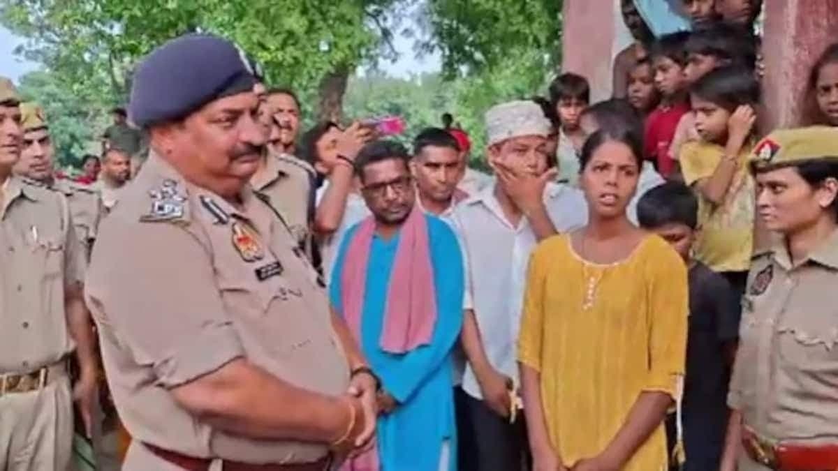 बलिया में पुलिस हिरासत में दलित की मौत का आरोप, दो पुलिसकर्मी निलंबित, छह के खिलाफ केस दर्ज