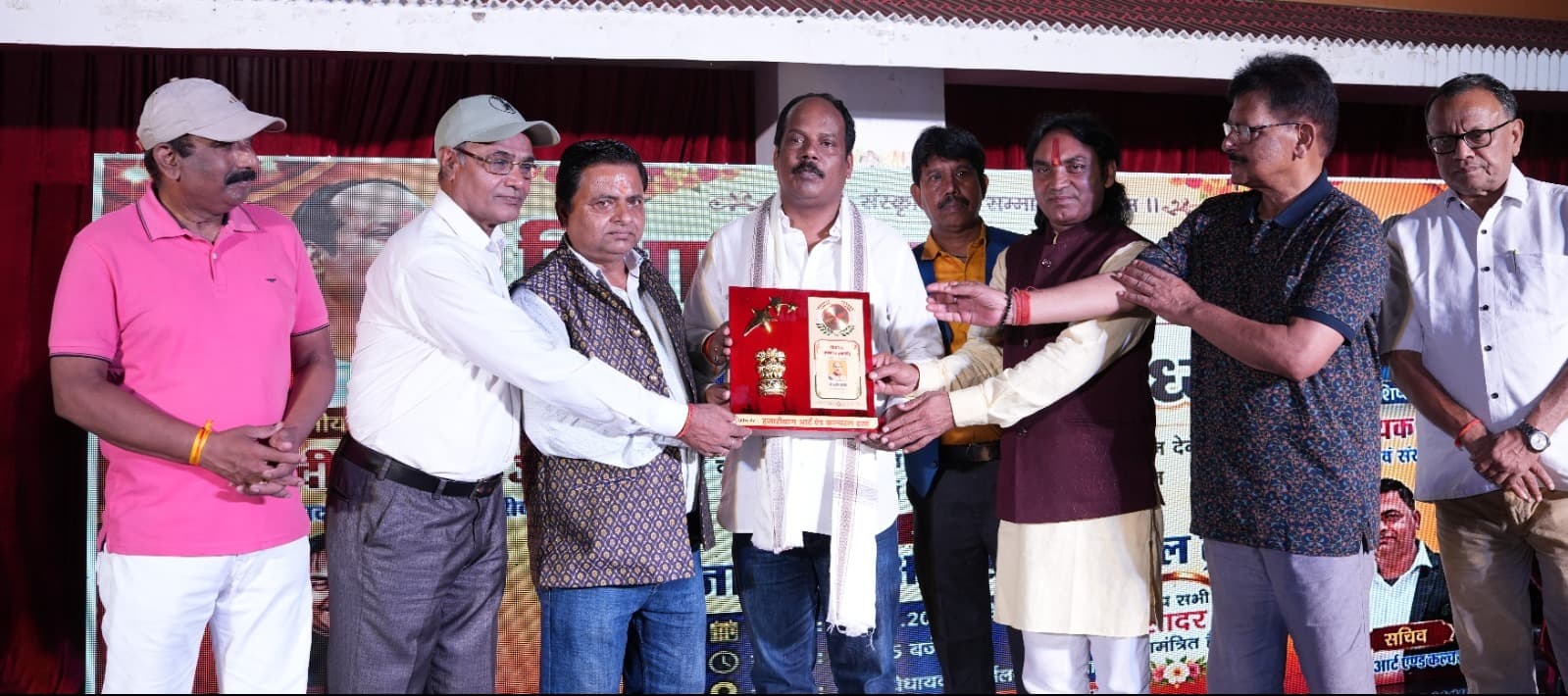 विधायक जनसेवा कार्यालय में सजी सांस्कृतिक संध्या, कलाकारों की शानदार प्रस्तुतियों ने बांधा समां