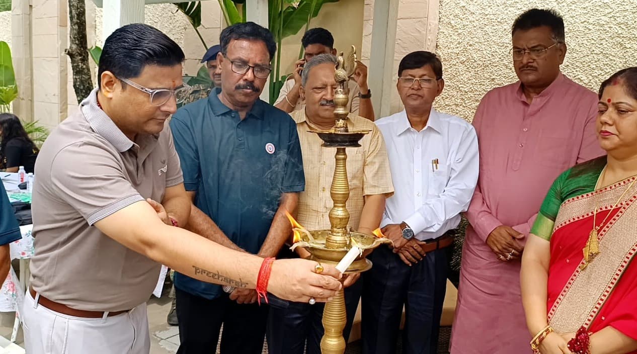 नगर निगम की कार्रवाई के खिलाफ भाकपा का हमला, पीड़ित दुकानदारों के समर्थन में आंदोलन की चेतावनी