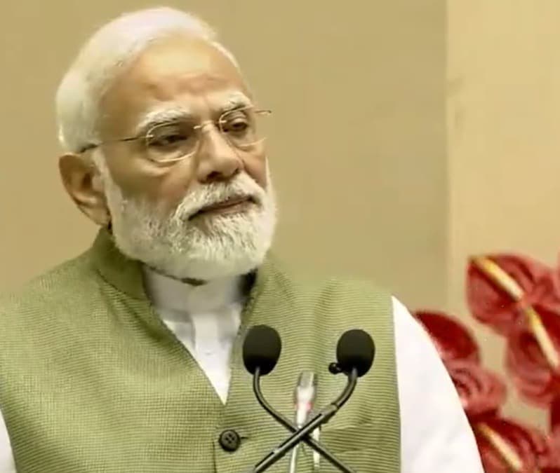 रील के मोह से बचें, शॉर्टकट से रहें दूर: पीएम मोदी का Gen-Z को संदेश