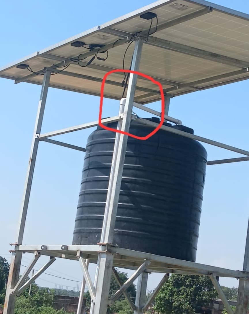 बुंडू-तेलोडीह सीमा पर सोलर जलमीनार का स्टार्टर चोरी, ग्रामीण परेशान
