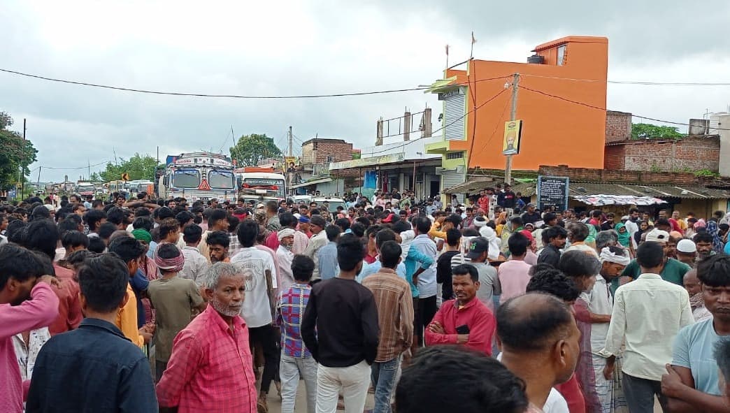 जेल में बंद युवक की संदिग्ध मौत के बाद भड़का जनाक्रोश, एनएच-39 पर दो घंटे तक जाम