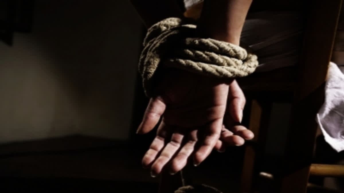 रांची में दारोगा के घर बड़ी लूट, बेटी को बंधक बनाकर लाखों की नकदी और सोना ले गए बदमाश
