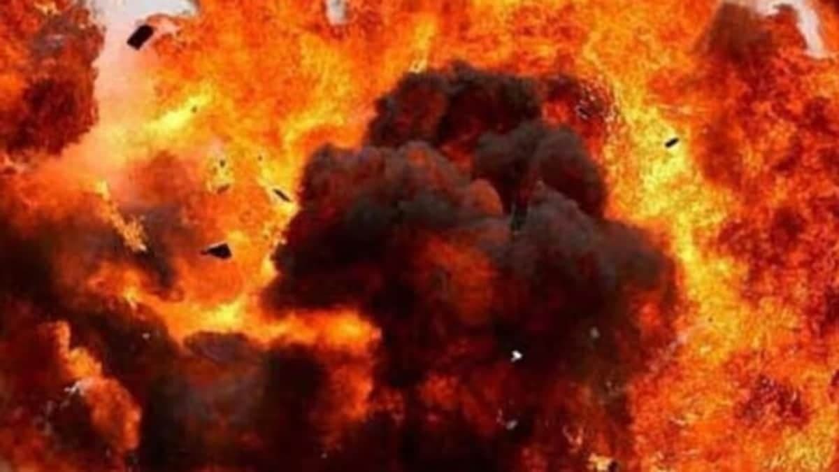 पाकिस्तान के डेरा इस्माइल खान में आत्मघाती हमला, 12 की मौत