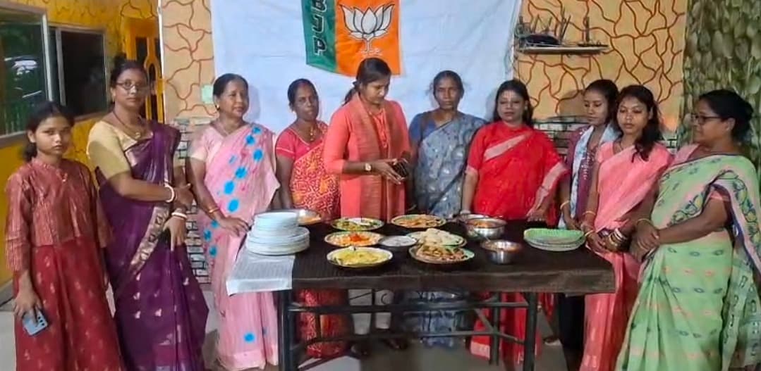 ‘कम तेल की थाली, देश रहे खुशहाली’ का संदेश, जामताड़ा की महिलाओं ने पेश की सेहतमंद रसोई की मिसाल