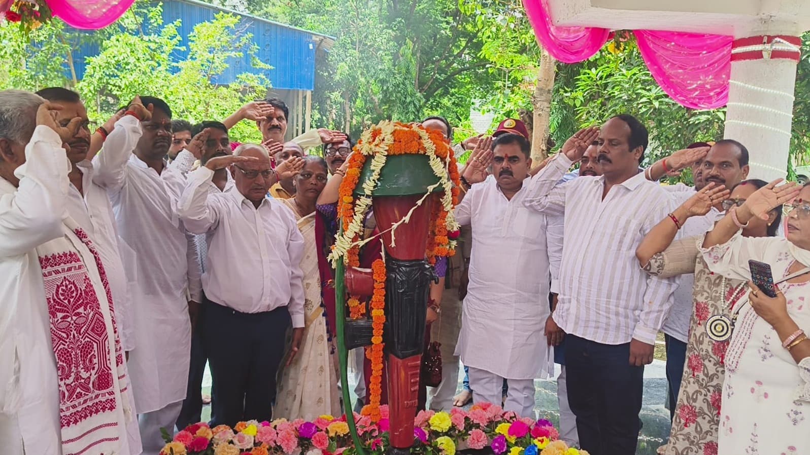 कारगिल विजय दिवस पर अमर शहीदों को विधायक प्रदीप प्रसाद ने दी भावभीनी श्रद्धांजलि