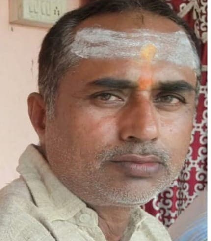 देवरिया में सड़क ब्रेकर विवाद में RSS कार्यकर्ता की हत्या