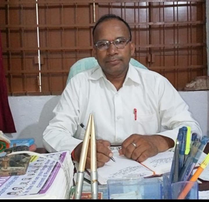 मुस्कान तनाव घटाने के साथ जीवन में भरती है सकारात्मकता : मुकुंद साव