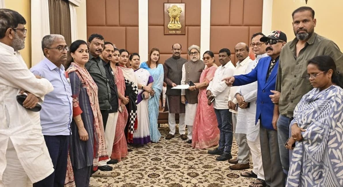 TMC में बगावत: NCPI में विलय के दावे पर बढ़ा कानूनी पेच, एंटी-डिफेक्शन कानून पर टिकी नजर