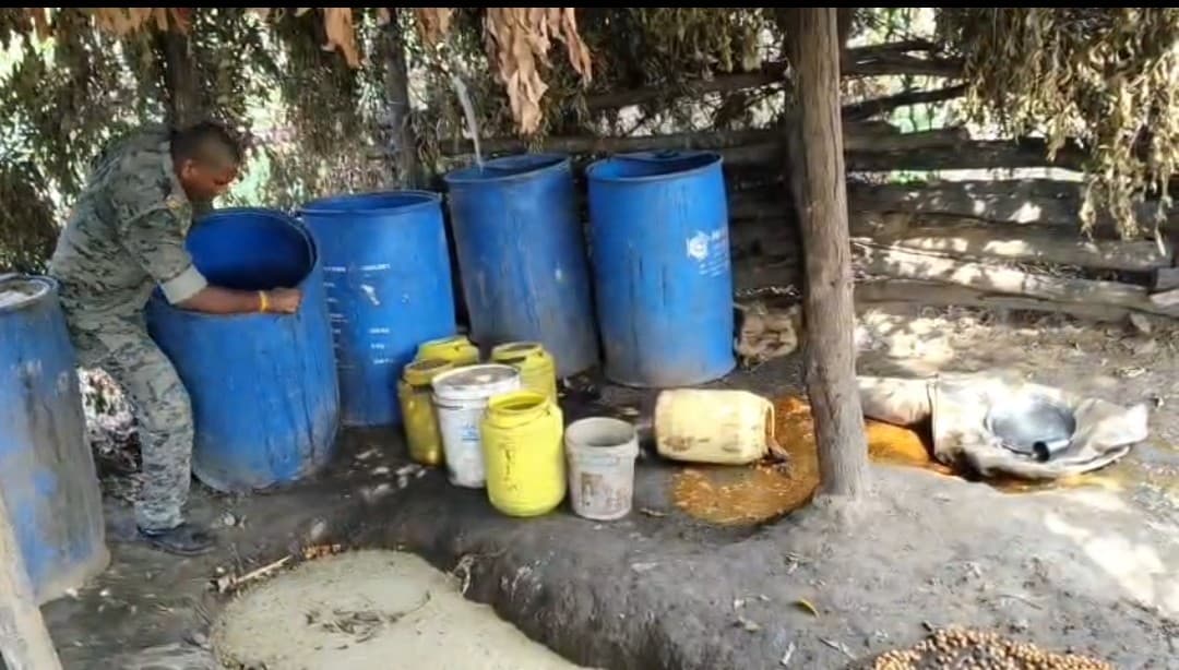 भगहर मे पुलिस और उत्पाद विभाग की बड़ी कार्रवाई 