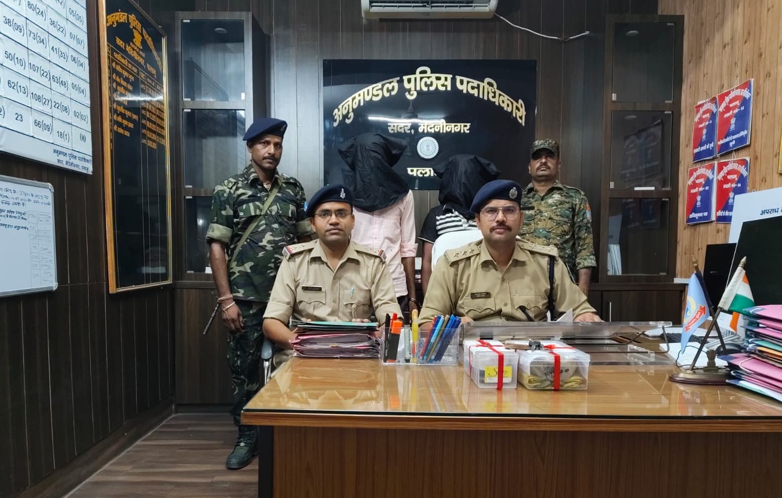 पलामू पुलिस को बड़ी सफलता, 520 ग्राम अफीम के साथ दो तस्कर गिरफ्तार