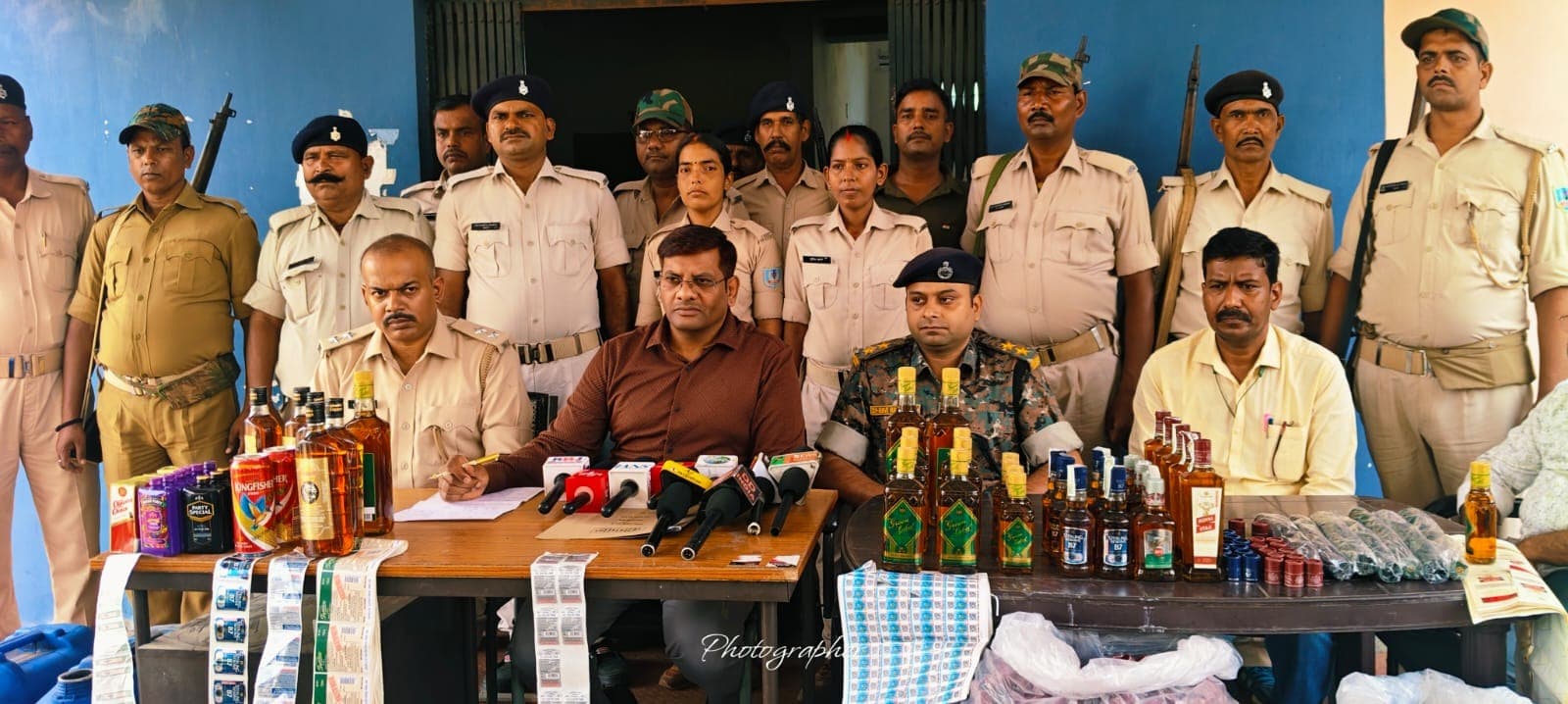 पर्व त्योहारों के मौसम में अवैध शराब के रूप में जहर घोलने की थी तैयारी