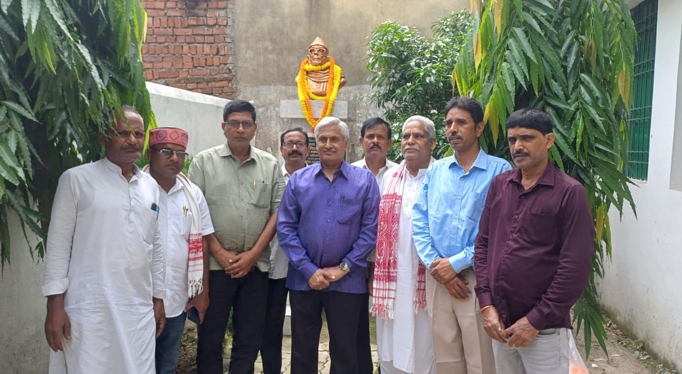 12 पुण्यतिथि पर याद किए गए स्वतंत्रता सेनानी रामेश्वर महतो 