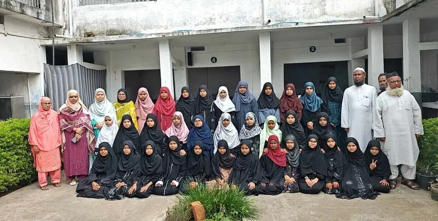 सिरते तैय्यबा की झलक: 8 स्टॉल में बच्चियों ने पेश की पैगंबर हजरत मोहम्मद सल्लल्लाहु अलैहि वसल्ल की जिंदगी और इस्लामी इतिहास की कहानी