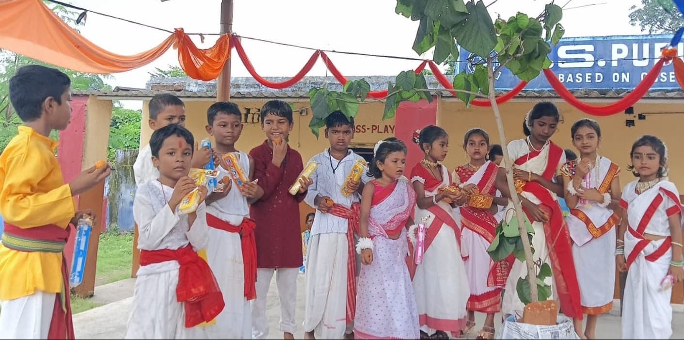 कर्मा पर्व पर झूमर की थाप से गूंजा बीएस पब्लिक स्कूल अरगड़ा