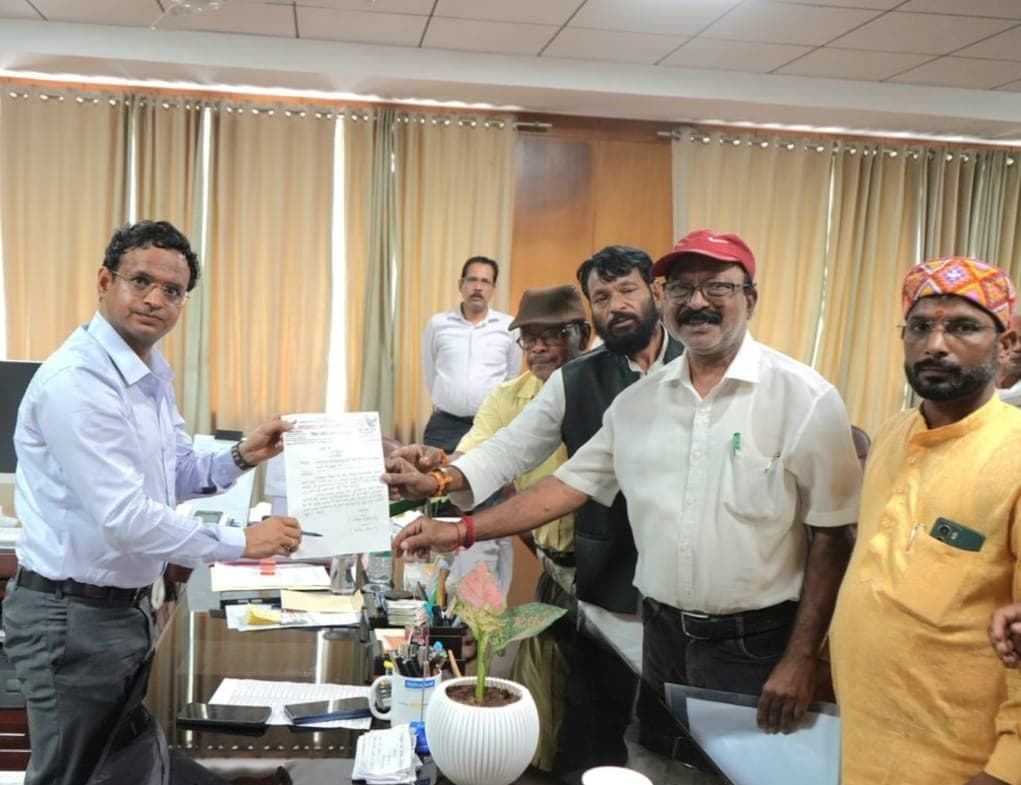 671 चिन्हित झारखंड आंदोलनकारियों को दशहरा से पहले प्रमाण पत्र देने की मांग