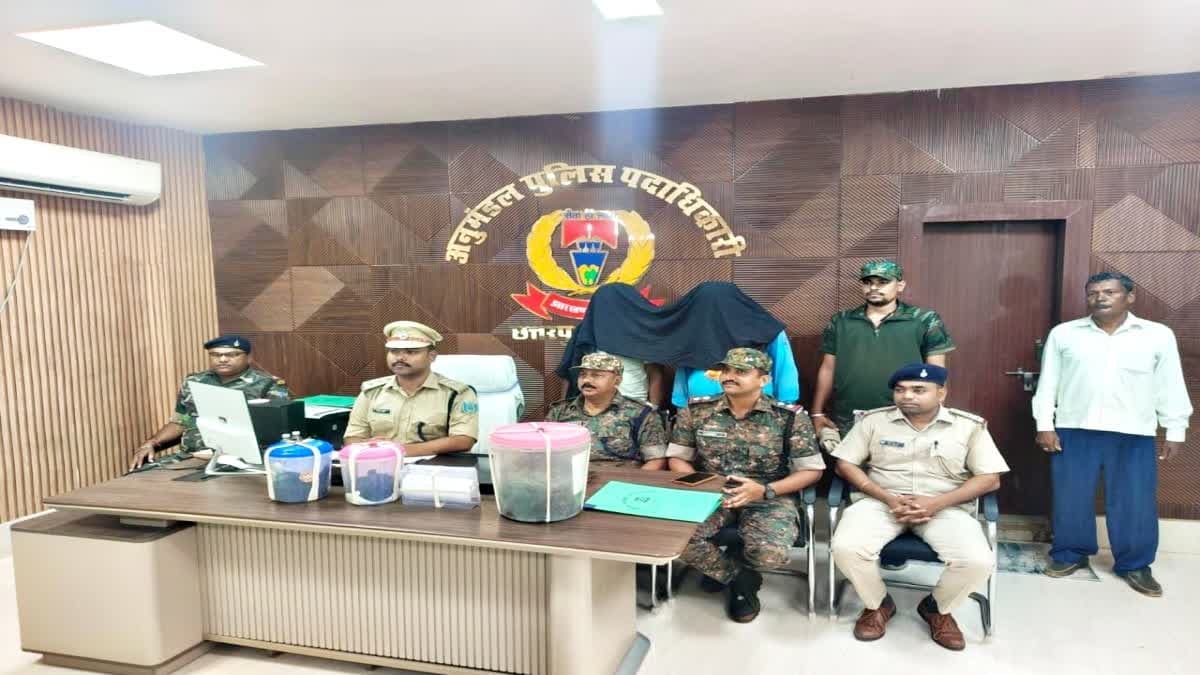 पलामू में 9.66 किलो अफीम बरामद, दो तस्कर गिरफ्तार