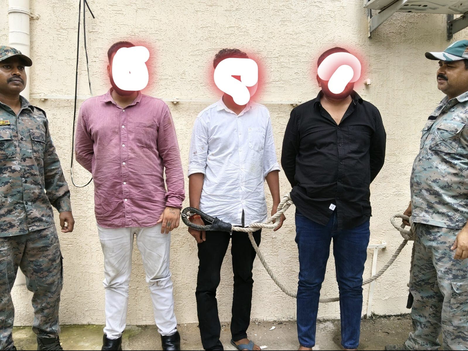 पुराना बस स्टैंड के पास युवक पर जानलेवा हमला, तीन आरोपी गिरफ्तार
