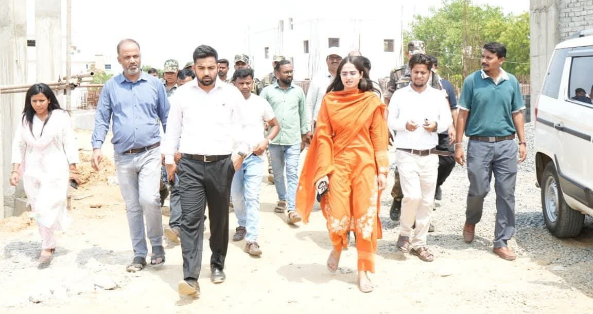 पलामू में डीसी ने शहरी पेयजलापूर्ति परियोजना और ग्रिड सब स्टेशन कार्यों का किया निरीक्षण