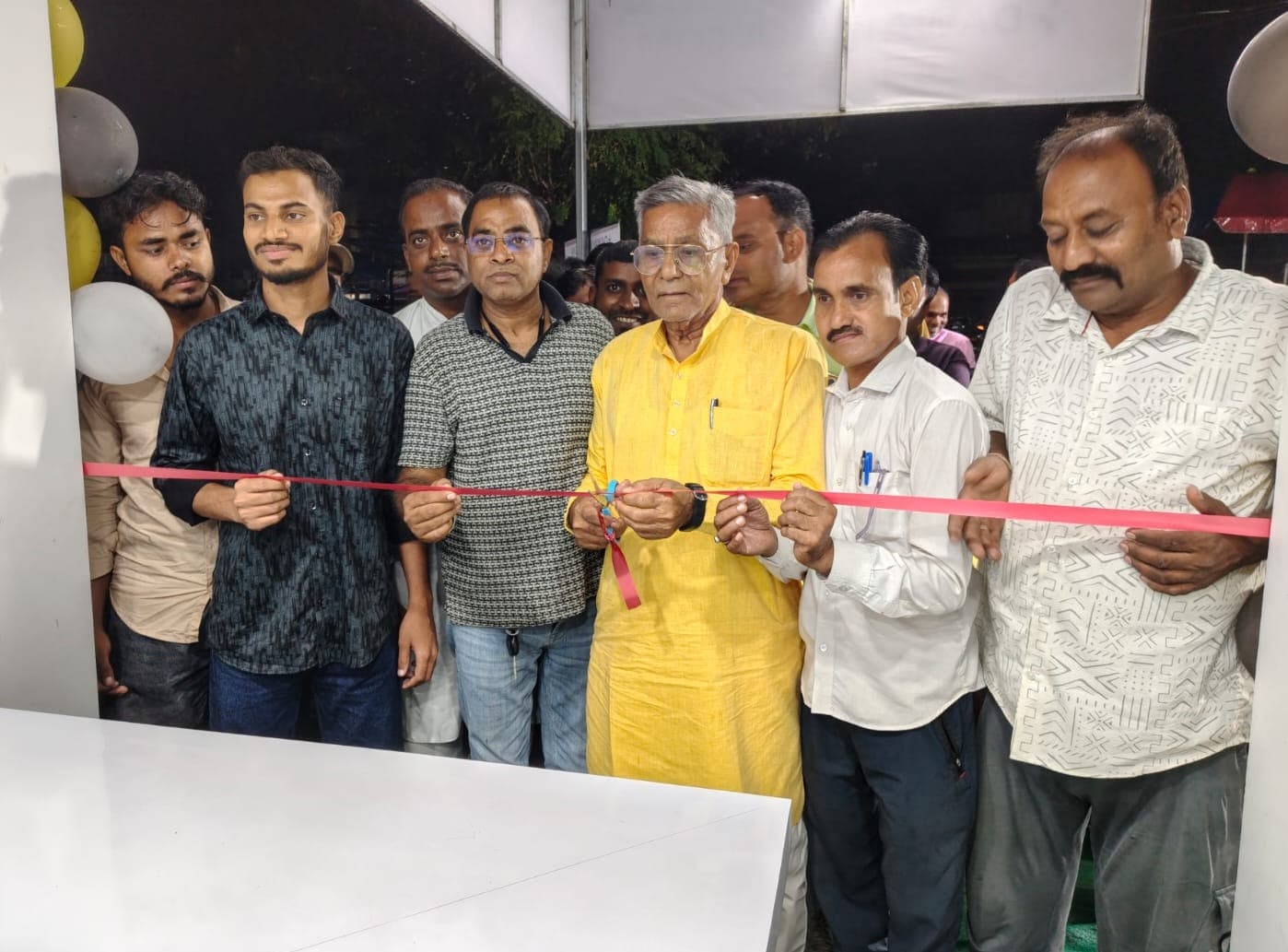 पूर्व विधायक ने किया ‘दवाईवाला’ मेडिकल स्टोर का उद्घाटन, मरीजों को मिलेगी कई सुविधाएं