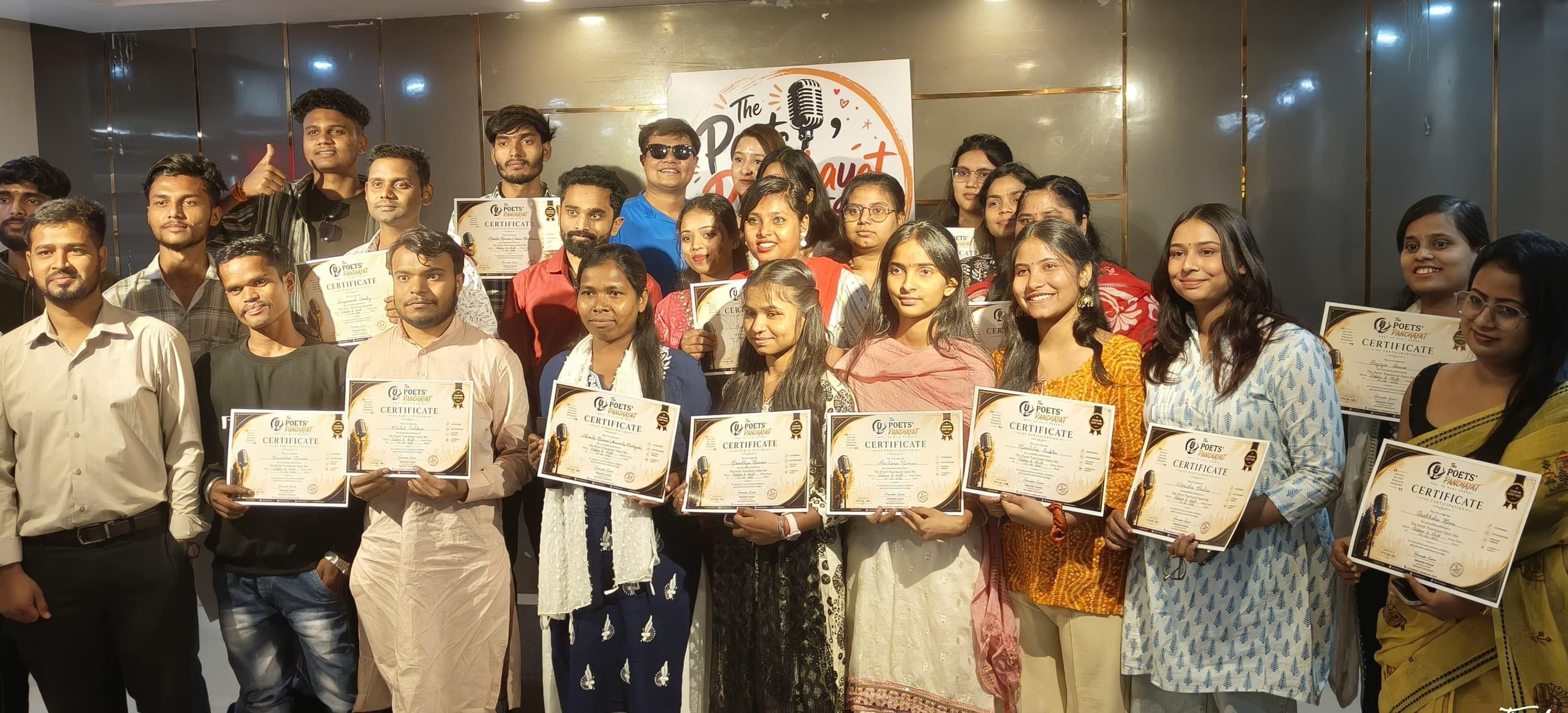 हजारीबाग से राज्य स्तर की ओर बढ़ता कदम, सफल रहा द पोएट्स पंचायत आयोजन