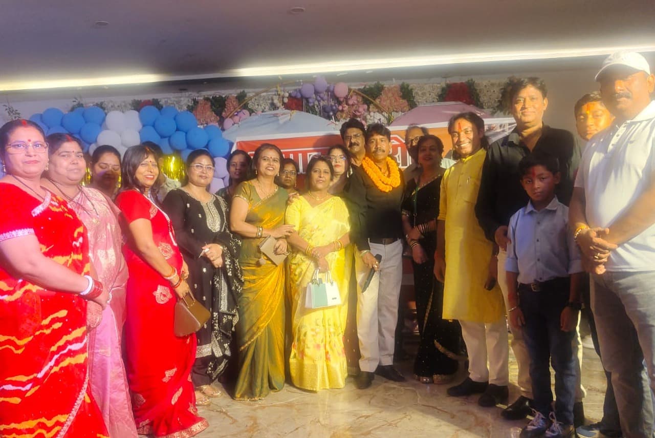 कला एवं संस्कृति विभाग के विधायक प्रतिनिधि बनने पर सुबोध सिन्हा का भव्य सम्मान